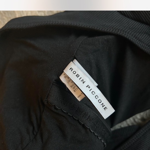 Robin Piccone Amy Raglan One Piece - Picture 4 of 7